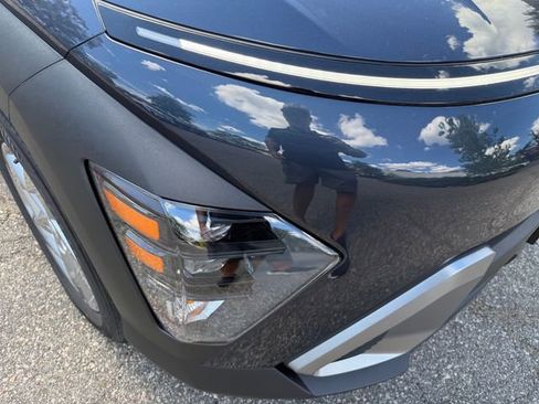 New 2026 Hyundai Kona SE image 13