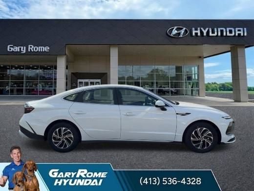 New 2026 Hyundai Sonata Blue FWD image 9