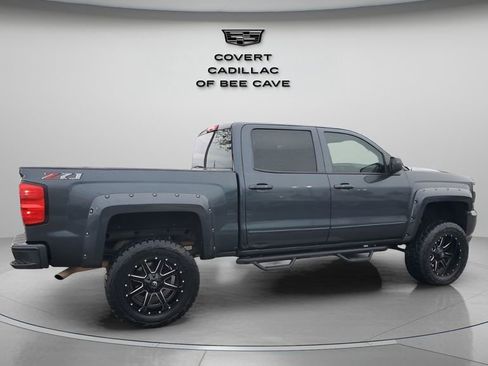 Used 2018 Chevrolet Silverado 1500 LT w/ Texas Edition image 10