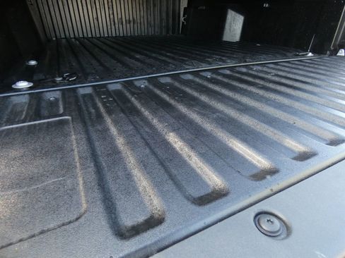 Used 2025 Toyota Tacoma TRD Sport image 82