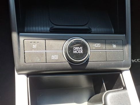 Used 2024 Hyundai Kona SEL w/ Convenience Package FWD image 25