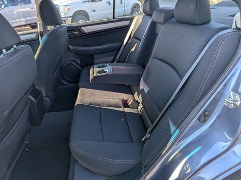 Used 2017 Subaru Legacy 2.5i Premium image 28