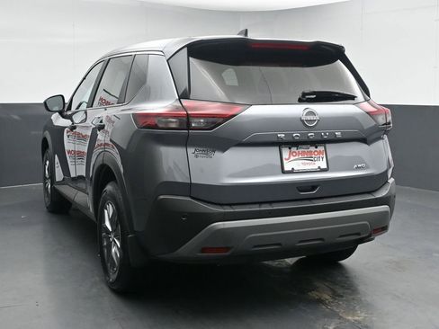 Used 2023 Nissan Rogue S AWD/4WD image 6