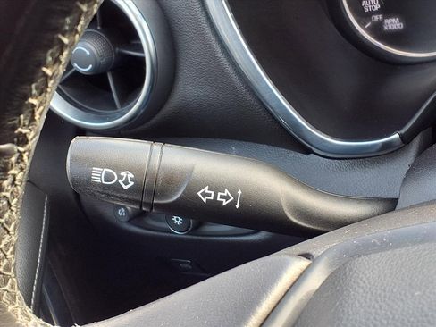 Used 2019 Chevrolet Blazer LT w/ Sun and Wheels Package image 25