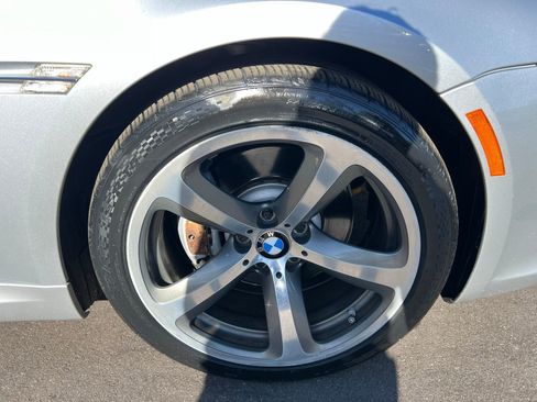 Used 2008 BMW 650i Convertible image 12