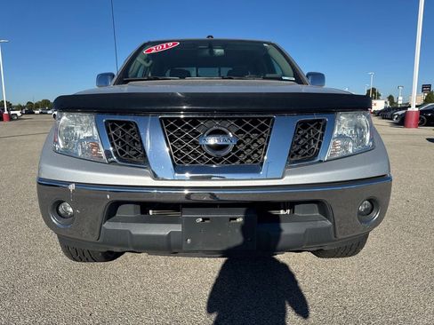 Used 2019 Nissan Frontier SL image 9