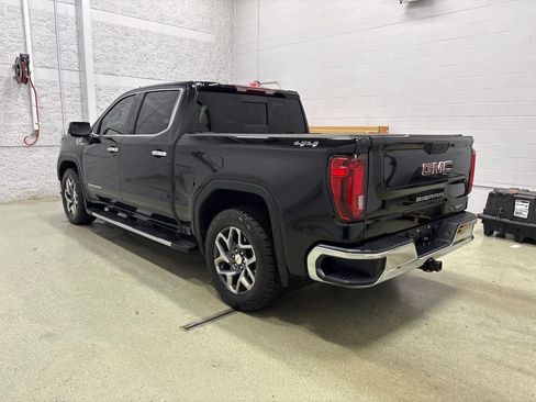 Used 2024 GMC Sierra 1500 SLT w/ SLT Convenience Package AWD/4WD image 7