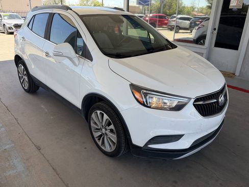 Used 2019 Buick Encore Preferred FWD image 2