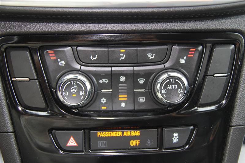 Used 2019 Buick Encore Essence AWD/4WD image 33