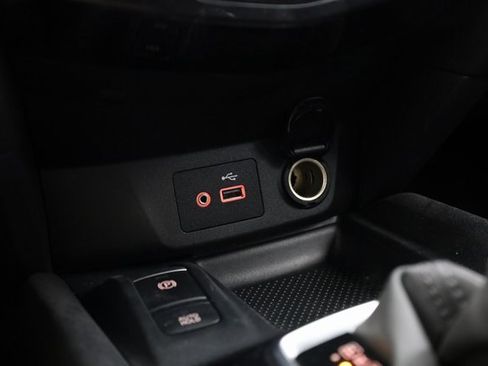 Used 2020 Nissan Rogue SV w/ Premium Package image 22