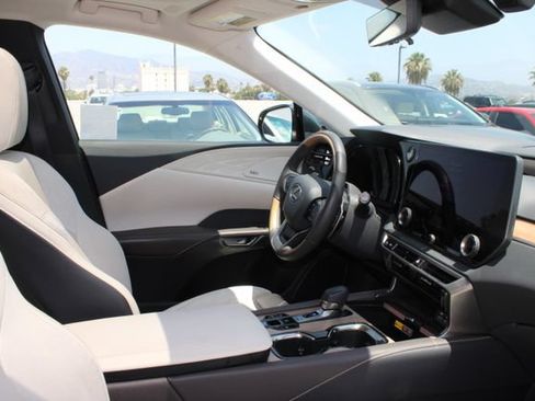 Certified 2025 Lexus RX 350 AWD/4WD image 5
