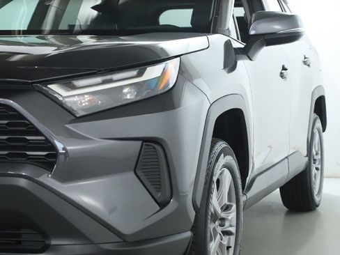 Used 2024 Toyota RAV4 XLE w/ Convenience Package AWD/4WD image 4