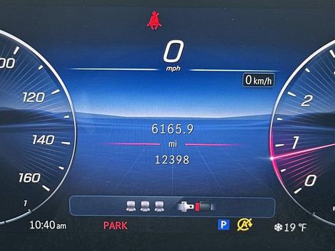 Certified 2025 Mercedes-Benz GLC 300 4MATIC image 20