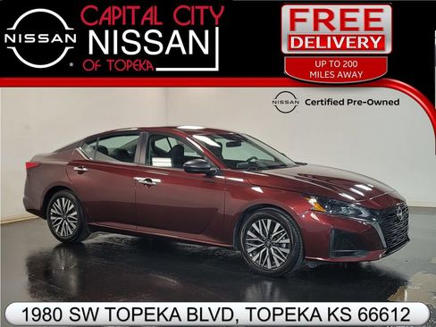 Certified 2025 Nissan Altima 2.5 SV image 1