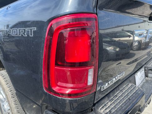 Used 2026 RAM 2500 Laramie w/ Sport Appearance Package image 8