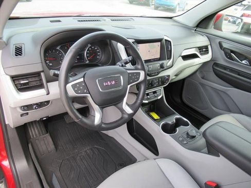 Used 2022 GMC Terrain SLT w/ Infotainment Package II FWD image 15
