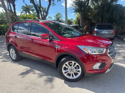 Used 2017 Ford Escape SE w/ Equipment Group 201A