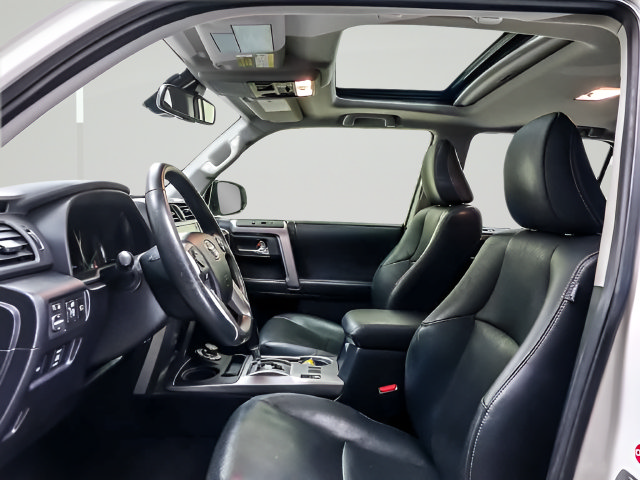 Certified 2020 Toyota 4Runner Limited AWD/4WD image 9