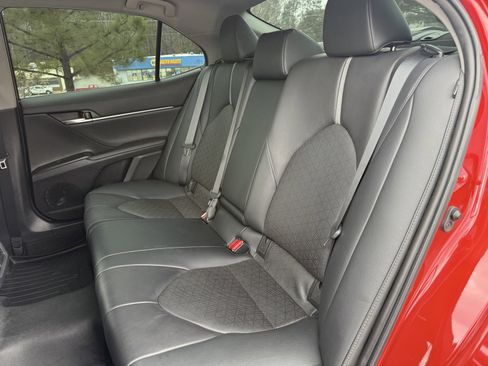 Used 2021 Toyota Camry XSE w/ Navigation Package image 41