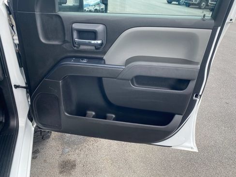 Used 2019 Chevrolet Silverado 2500 W/T AWD/4WD image 18