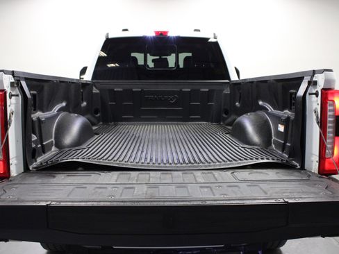 Used 2024 Ford F250 Lariat image 14