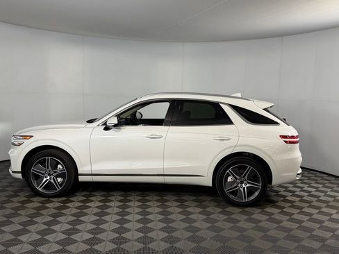 Used 2026 Genesis Electrified GV70 Prestige AWD/4WD image 9