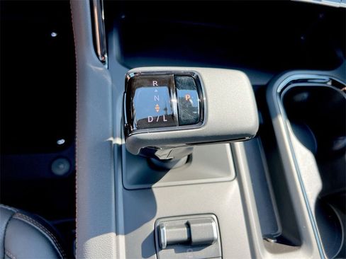 New 2026 GMC Sierra 1500 AT4 w/ AT4 Premium Package image 14