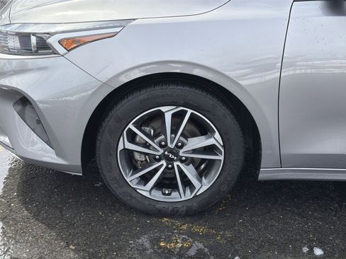 Used 2023 Kia Forte LXS w/ LXS Technology Package image 12