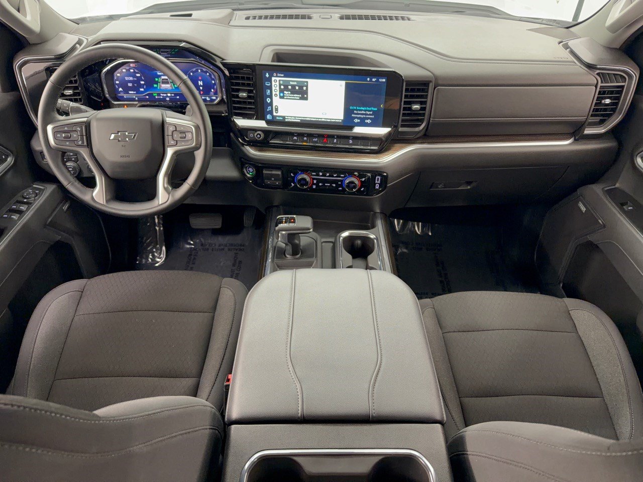 Used 2025 Chevrolet Silverado 1500 RST w/ Convenience Package II AWD/4WD image 17