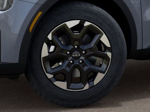 New 2025 Kia Sorento S image 9