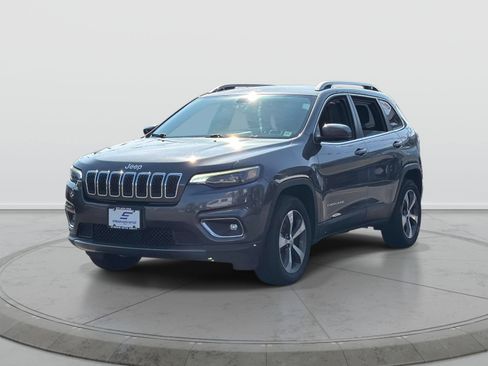 Used 2019 Jeep Cherokee Limited AWD/4WD image 3