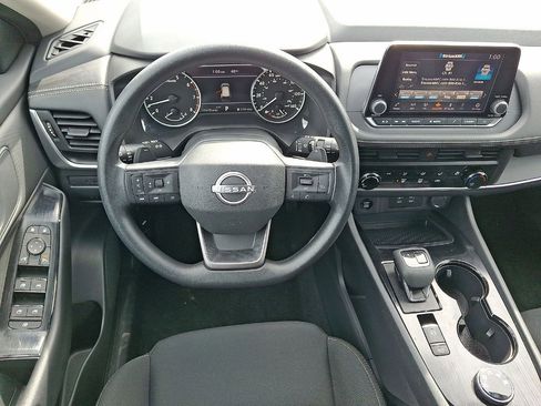 Certified 2025 Nissan Rogue S image 20