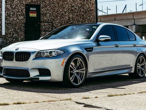 Used 2013 BMW M5 RWD image 6