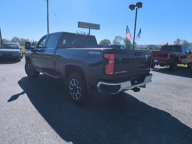 Used 2024 Chevrolet Silverado 2500 LTZ w/ LTZ Convenience Package AWD/4WD image 33