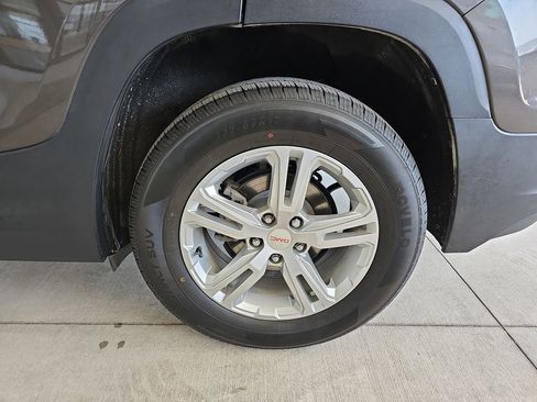 Used 2019 GMC Terrain SLE AWD/4WD image 38