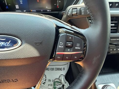 Used 2025 Ford Escape Active w/ Tech Pack #1 AWD/4WD image 35