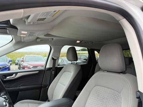 Used 2021 Ford Escape SE w/ Convenience Package FWD image 8