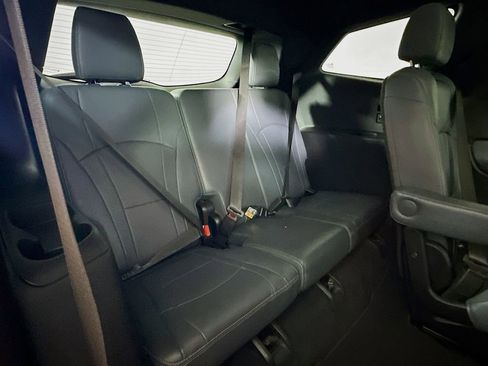 Used 2023 Buick Enclave Essence w/ Experience Buick Package FWD image 14