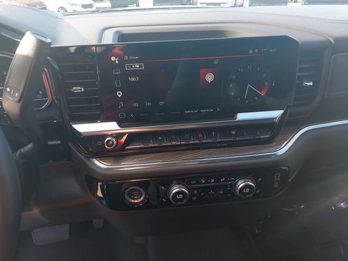 Used 2023 GMC Sierra 1500 Elevation AWD/4WD image 19