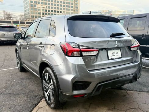 Used 2022 Mitsubishi Outlander Sport ES image 5
