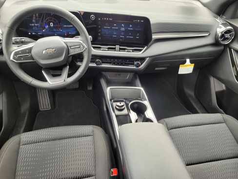 New 2026 Chevrolet Equinox LT w/ Midnight Edition AWD/4WD image 10