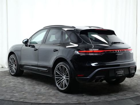 Used 2024 Porsche Macan S image 3
