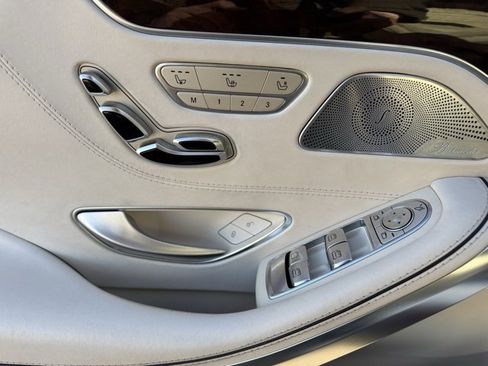 Used 2015 Mercedes-Benz S 550 4MATIC Coupe w/ Sport Package image 8