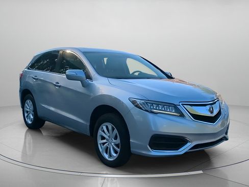 Used 2017 Acura RDX FWD image 2