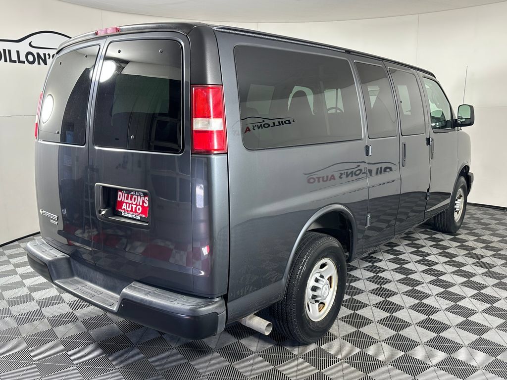 Used 2016 Chevrolet Express 2500 LS RWD image 7