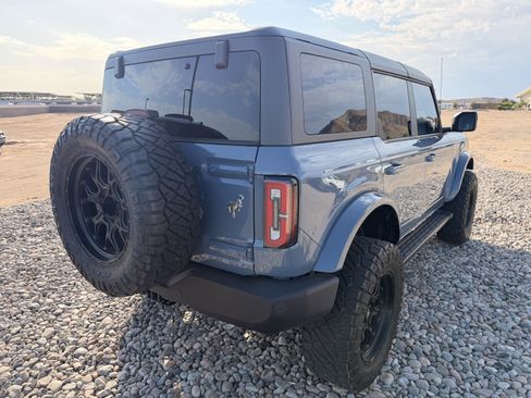 Used 2024 Ford Bronco Outer Banks AWD/4WD image 5
