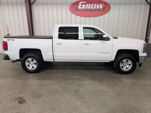 Used 2015 Chevrolet Silverado 1500 LT AWD/4WD image 12
