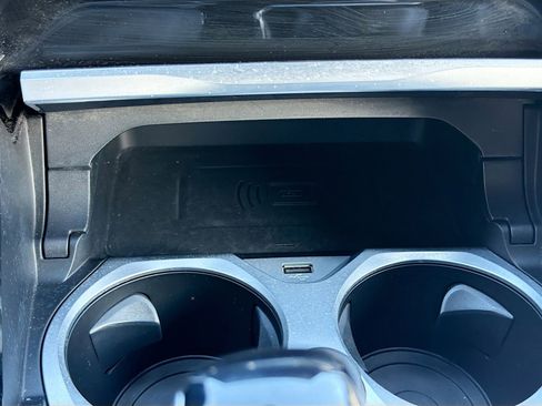 Certified 2025 BMW 840i xDrive Convertible image 31