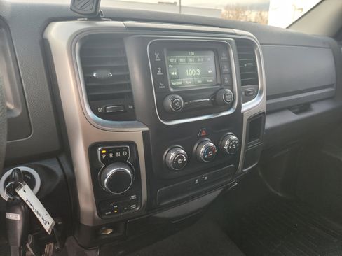 Used 2016 RAM 1500 Classic SLT image 13