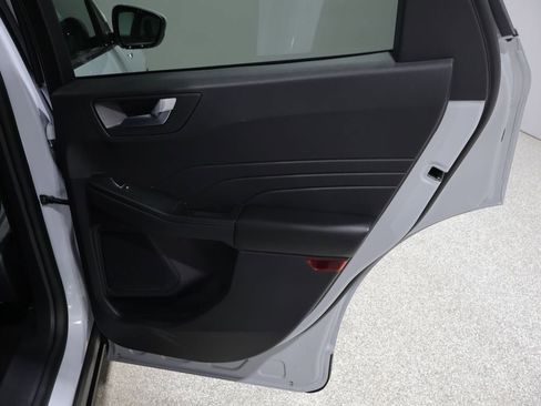 Used 2025 Ford Escape ST-Line Select AWD/4WD image 21